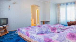 Гостиница Vostorg Mini Hotel Алушта Двухместный номер с 1 кроватью и балконом-4
